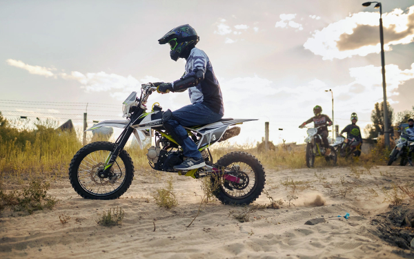 Новые штрафы и ужесточение старых. Что готовят власти для водителей
Новые штрафы и ужесточение старых. Что готовят власти для водителей