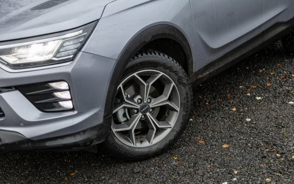 Проще не значит хуже. Мы испытали корейский кроссовер KGM Korando
Проще не значит хуже. Мы испытали корейский кроссовер KGM Korando